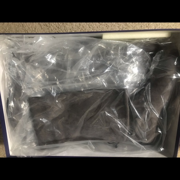 Brand New Stuart Weitzman lowland with 6.5 US size and Special Color - Picture 3 of 7